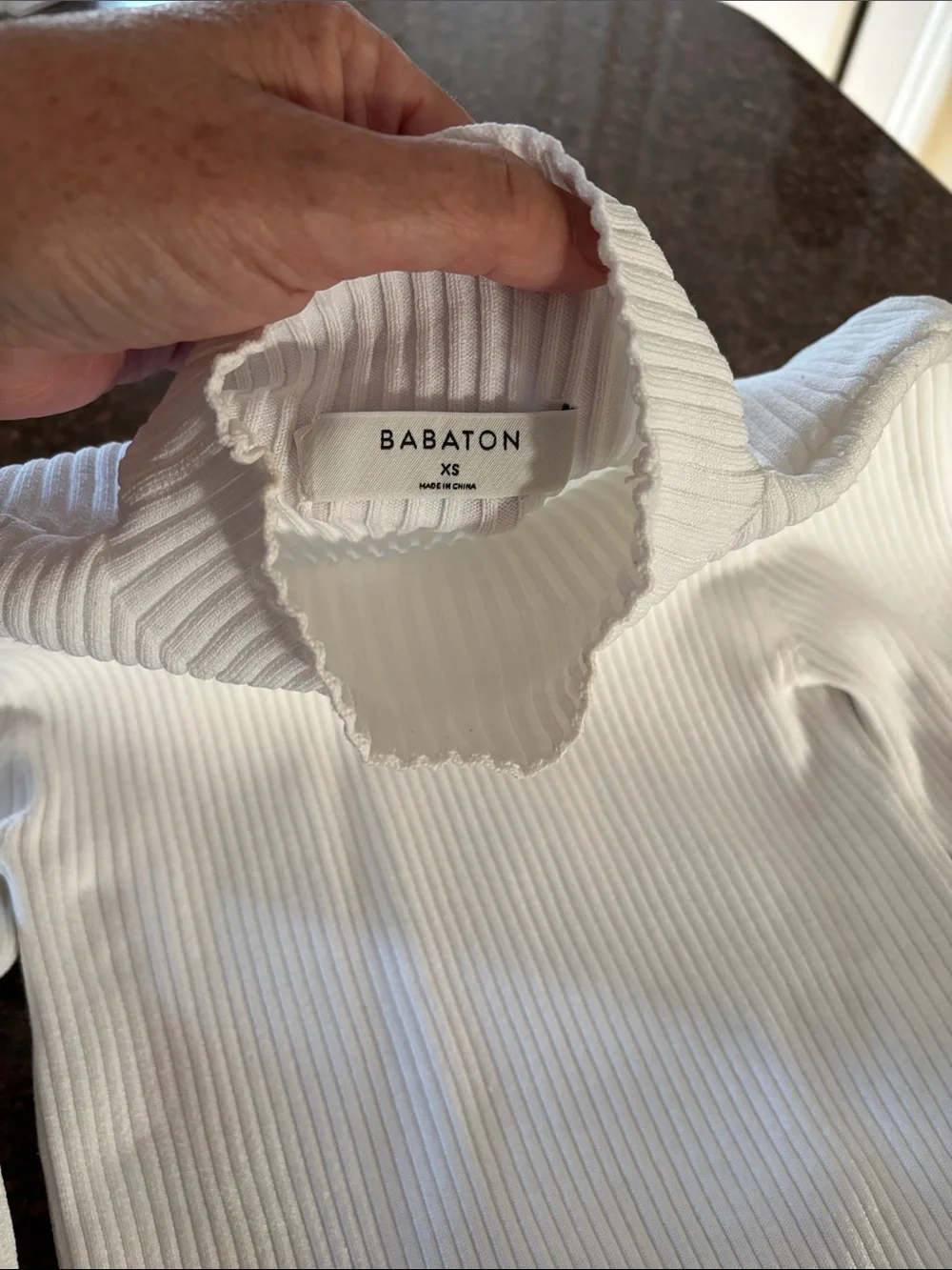 Aritzia/Babaton Ladies White Ribbed Sculpt Knit Tie Back Sweater-XS